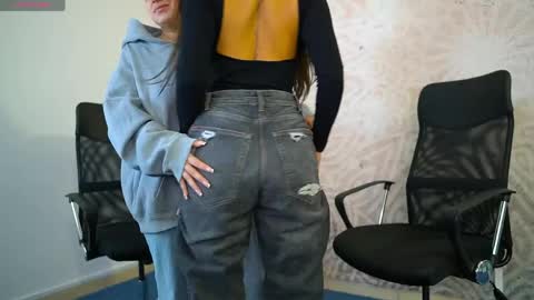 emmaxblanco online show from May 5, 9:39 am