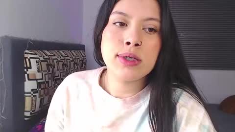 Snapshot of emmi_0 chatting on October 3, 12:18 am Emily Independent model online show from October 3, 12:18 am