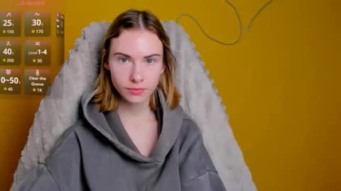 Emmi online show from February 13, 7:04 am