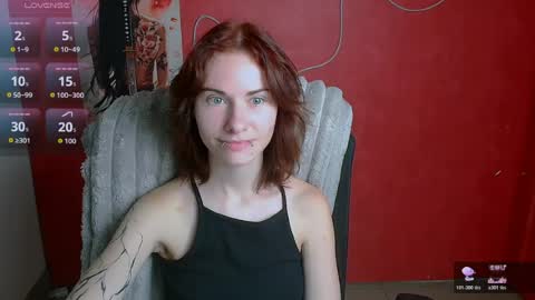 Snapshot of emmi_rossum chatting on August 3, 5:28 am Emmi online show from August 3, 5:28 am