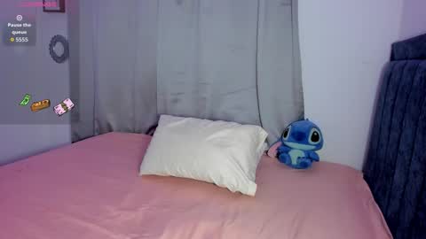 Emmie online show from November 10, 10:31 pm