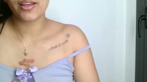 emmie online show from December 22, 8:47 pm