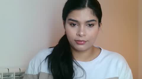 emmie online show from December 1, 8:52 am