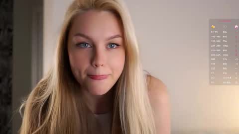 Aurora online show from October 11, 8:35 am