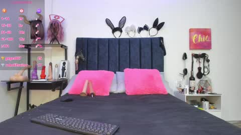          online show from February 6, 2:58 pm