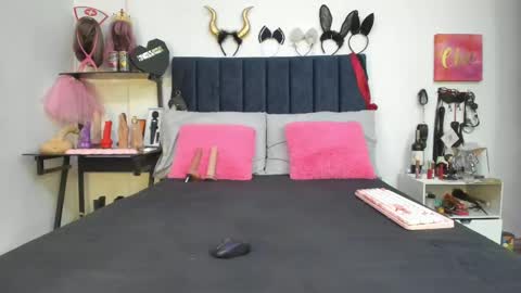 Snapshot of emmily_giraldo chatting on April 29, 12:31 pm online show from April 29, 12:31 pm