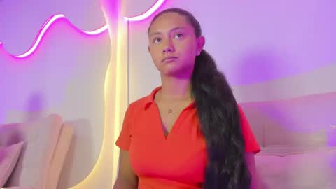 EMMILY online show from August 6, 1:57 pm