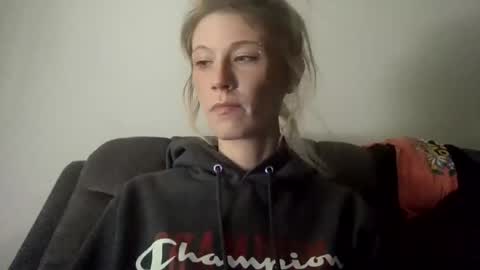 emmwarr1514 online show from April 11, 4:22 pm