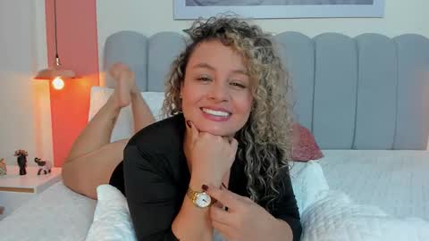 Emma online show from November 24, 3:56 pm