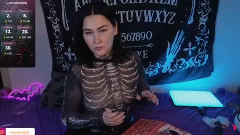 Emmy Bright     50  online show from October 2, 1:34 am