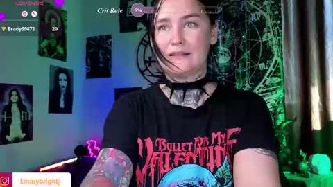 Snapshot of emmybrightj_ chatting on July 2, 3:23 am Emmy Bright 50 online show from July 2, 3:23 am