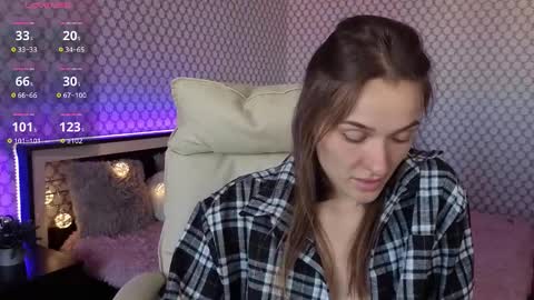 Snapshot of emmyskyy chatting on September 11, 6:46 am Emma online show from September 11, 6:46 am