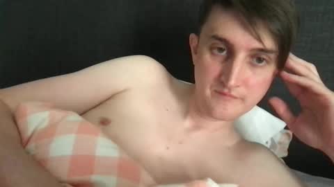 emotionalmotionsickness online show from January 8, 1:00 am