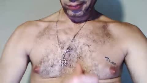 Snapshot of emounir33564209 chatting on October 27, 12:36 am Bob14 online show from October 27, 12:36 am