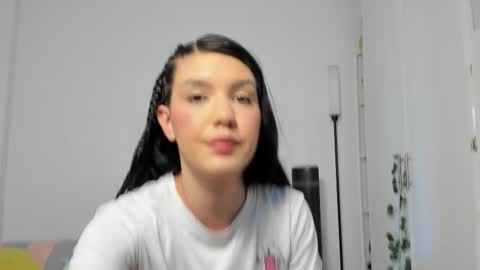 Snapshot of emperatriiiz chatting on November 23, 5:35 pm Emperatriz online show from November 23, 5:35 pm