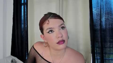 Snapshot of emperatriiiz chatting on March 13, 6:03 pm Emperatriz online show from March 13, 6:03 pm