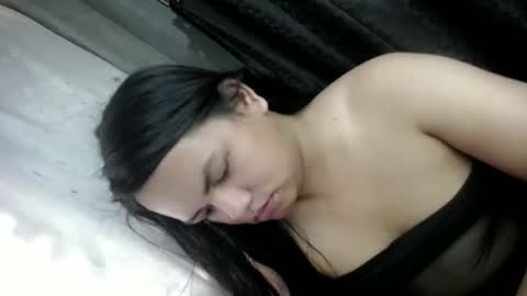 empressrheo online show from April 7, 2:45 am