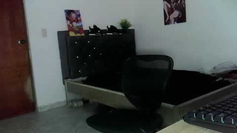 Snapshot of emr_master chatting on September 10, 2:44 am Emr online show from September 10, 2:44 am