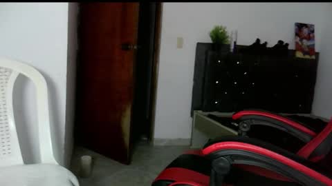 Snapshot of emr_master chatting on September 27, 8:30 am Emr online show from September 27, 8:30 am