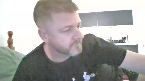 emrys2016833836 online show from February 17, 6:58 pm