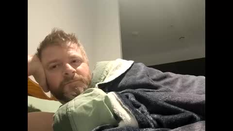 emrys2016833836 online show from March 25, 8:53 am