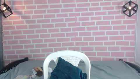 Emy online show from January 25, 7:28 pm