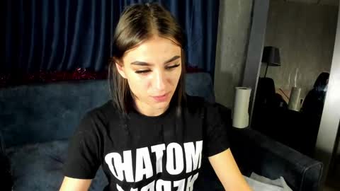 emy__angel online show from December 16, 8:31 am