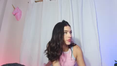 Snapshot of emy_cole1 chatting on June 20, 5:10 am Emy online show from June 20, 5:10 am
