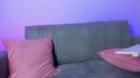 Emy online show from February 8, 12:39 pm