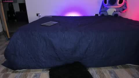 Im Emily would you like to help me reach 100  online show from October 6, 9:29 am