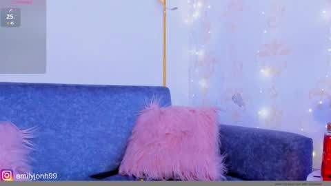 EMYLY  online show from January 24, 2:18 am