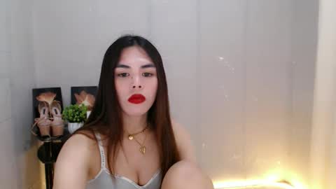 enchantress_mia03 online show from May 16, 10:36 am