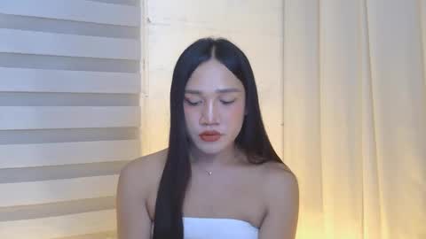 Snapshot of endless_lover22 chatting on December 15, 2:10 pm sahara love online show from December 15, 2:10 pm