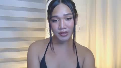 Snapshot of endless_lover22 chatting on April 14, 12:33 pm sahara love online show from April 14, 12:33 pm