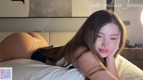 Mia online show from January 16, 11:09 pm