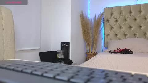 Snapshot of ened_nessa chatting on February 27, 11:41 am Schedule 600a.m - 200p.m Col hour online show from February 27, 11:41 am