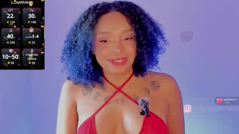 Snapshot of ened_nessa chatting on November 14, 3:00 pm Schedule 600a.m - 200p.m Col hour online show from November 14, 3:00 pm