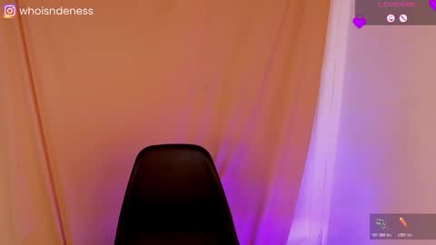 Snapshot of ened_nessa chatting on December 14, 3:17 pm Schedule 600a.m - 200p.m Col hour online show from December 14, 3:17 pm