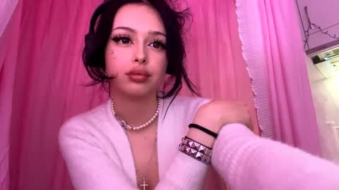  Paige   1st day here 3 online show from April 23, 4:31 pm