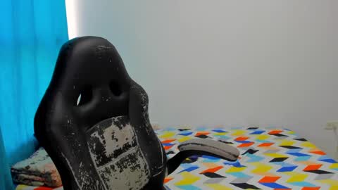 engel20042001 online show from December 20, 8:23 pm