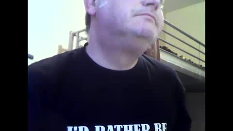 englishguysurrey online show from February 15, 7:27 am