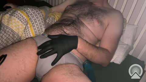 englishshyguyuk online show from December 5, 5:37 am