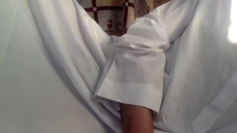 Snapshot of enjooythenut chatting on January 23, 9:18 am Batman online show from January 23, 9:18 am