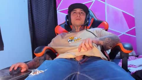 enjoymycock99 online show from March 29, 4:56 am