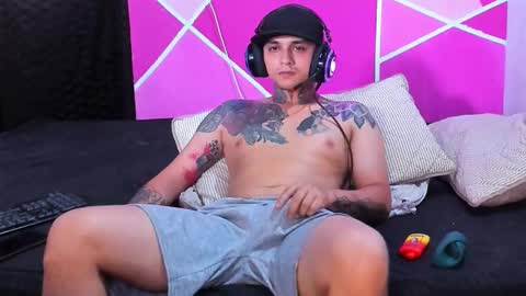 enjoymycock99 online show from March 29, 8:20 pm