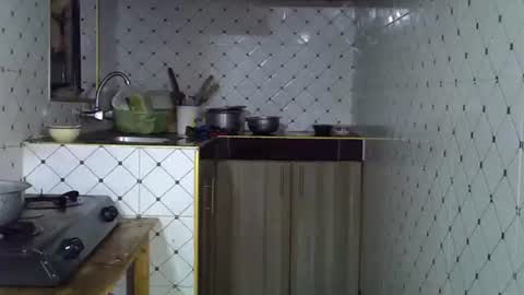 Snapshot of enkarxx chatting on February 13, 2:52 pm enkarxx online show from February 13, 2:52 pm