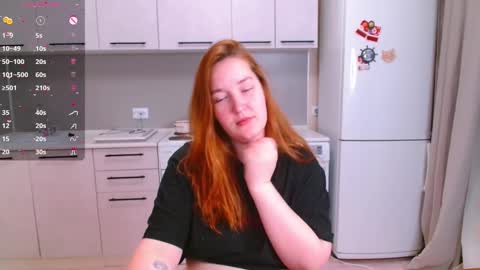 Snapshot of enorolve chatting on January 17, 9:28 pm Horny Mary online show from January 17, 9:28 pm