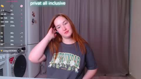 Snapshot of enorolve chatting on February 19, 2:12 pm Horny Mary online show from February 19, 2:12 pm