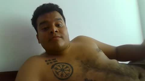 Snapshot of enriqueg15 chatting on December 19, 6:45 pm enriqueg15 online show from December 19, 6:45 pm