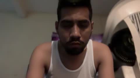 Snapshot of enriquegc197 chatting on December 29, 12:20 am Enriquegc197 online show from December 29, 12:20 am